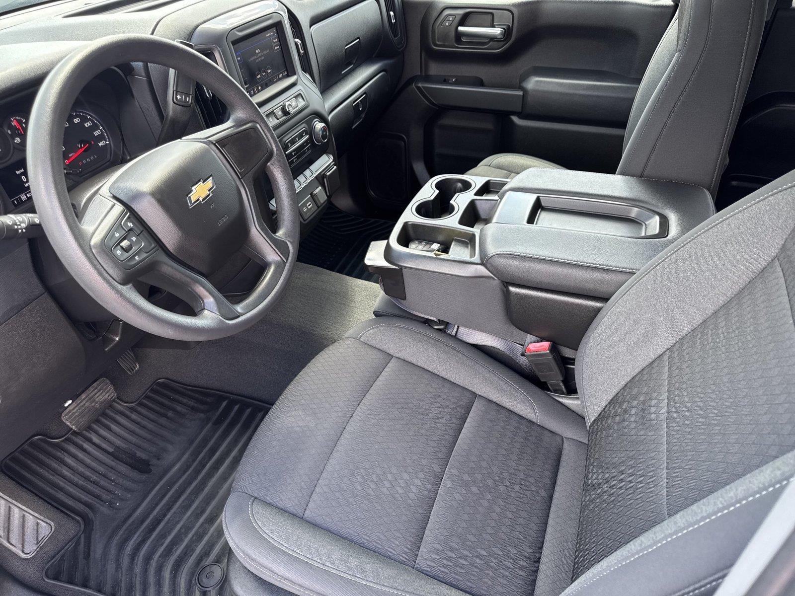 Used 2022 Summit White Chevrolet Custom image 10