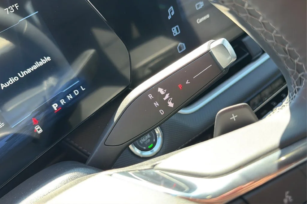 New 2027 Summit White Chevrolet LT image 31
