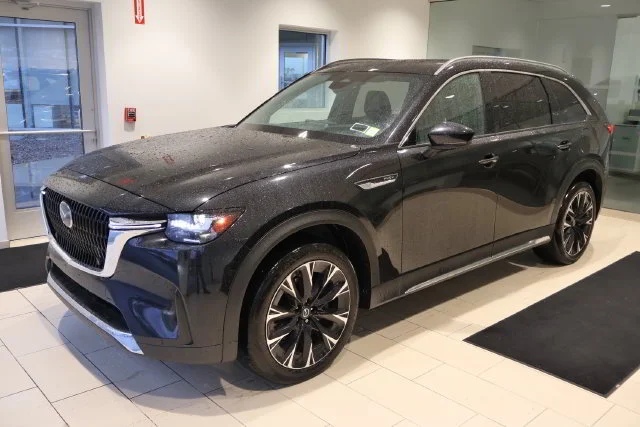 2025 Mazda CX-90 Premium Plus Package
