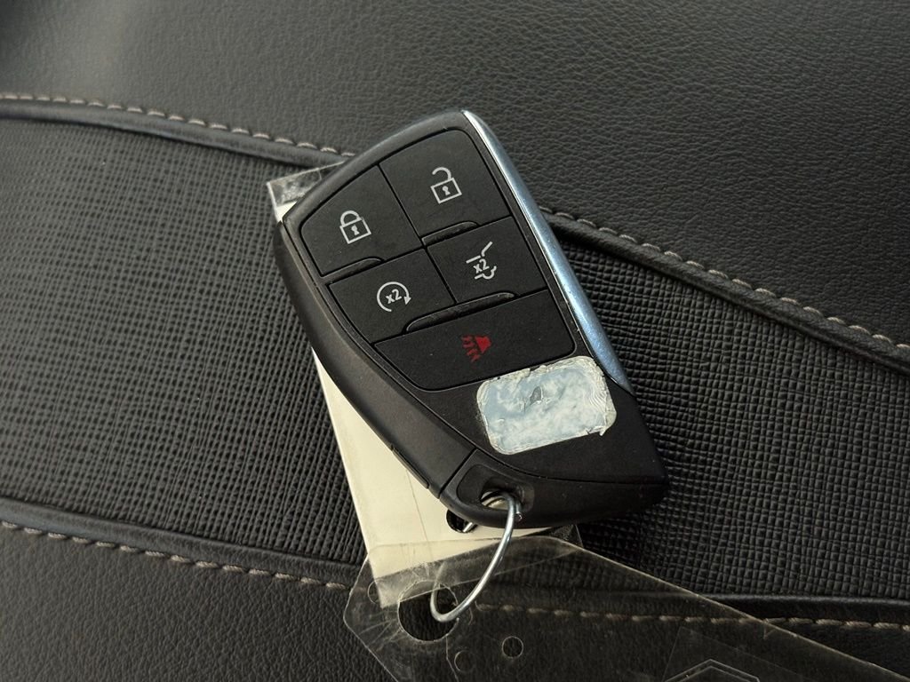 Used 2025 Black Buick Preferred image 42