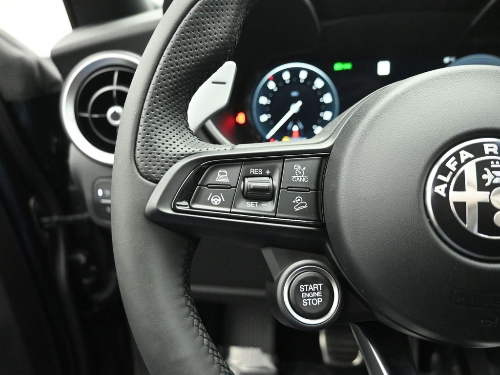 2025 ALFA ROMEO STELVIO - Image 16
