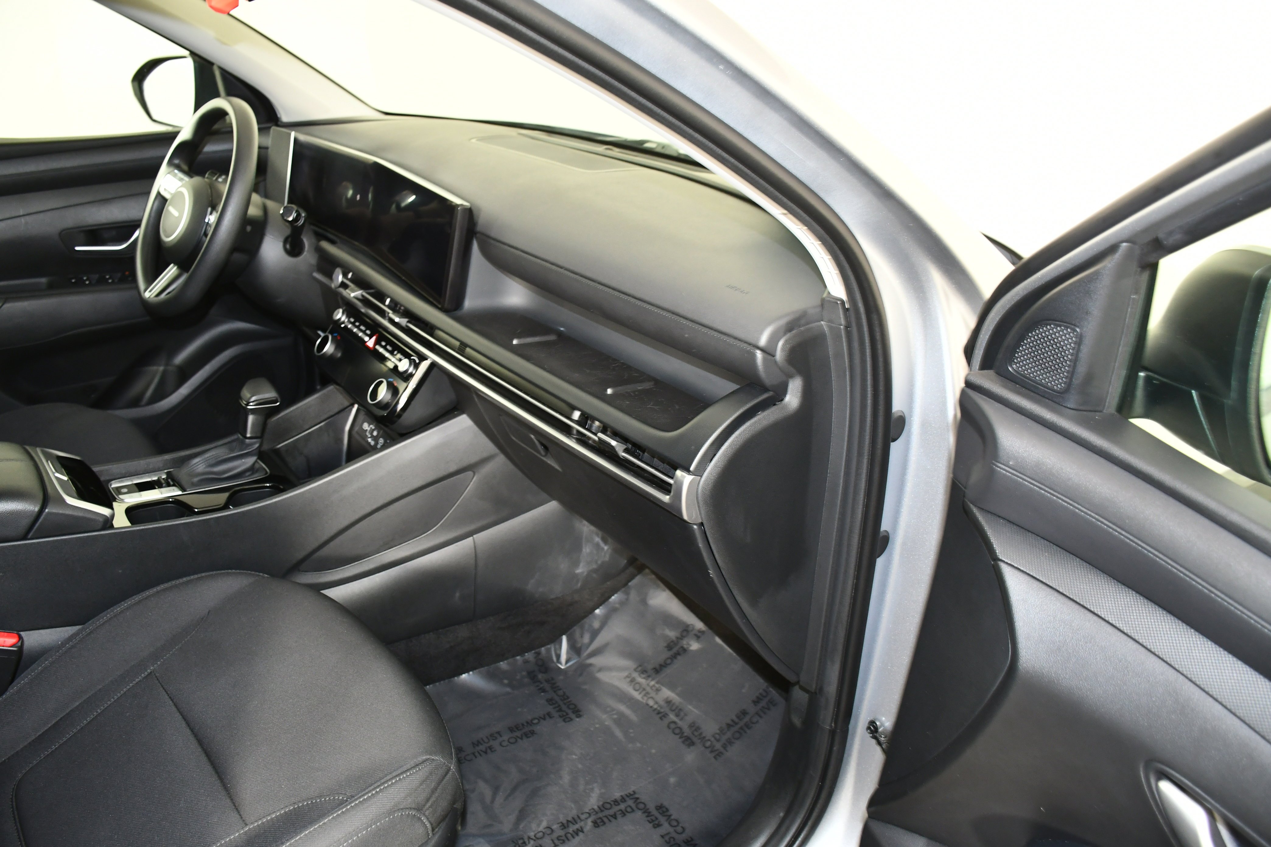 Used 2025 Shimmering Silver Hyundai SEL image 41