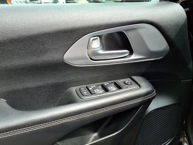 2018 Chrysler Pacifica Touring L Plus - Photo 20
