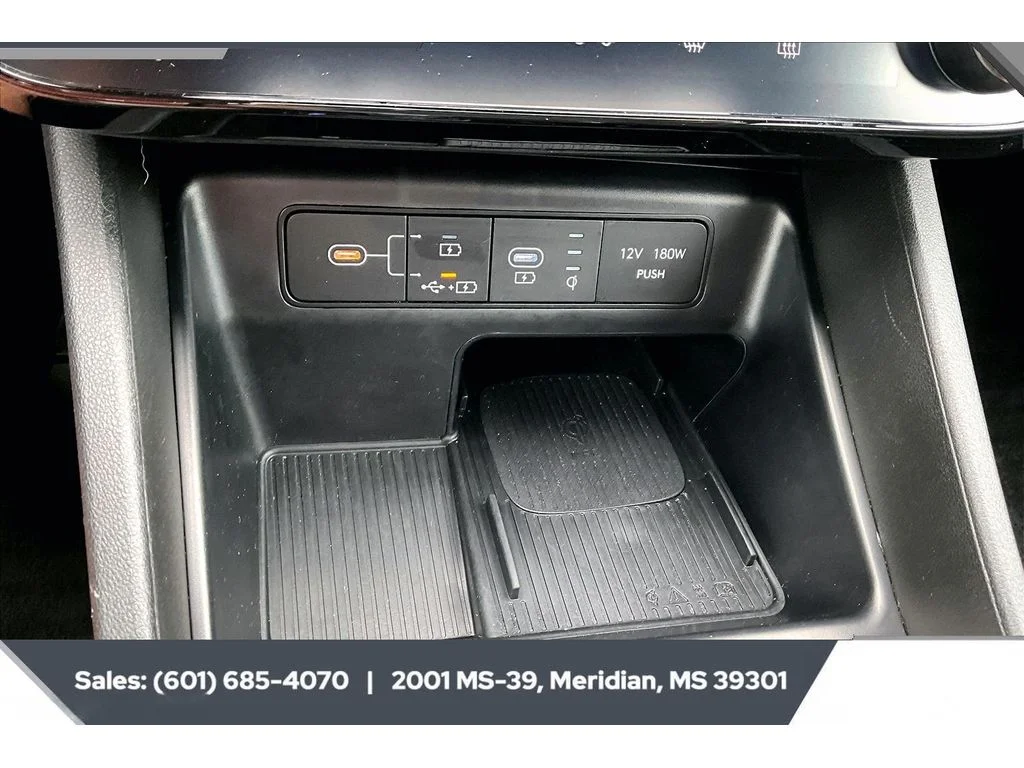 Used 2025 Atlas White Hyundai XRT image 22