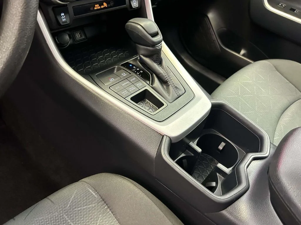 Used 2025 Silver Toyota XLE image 19