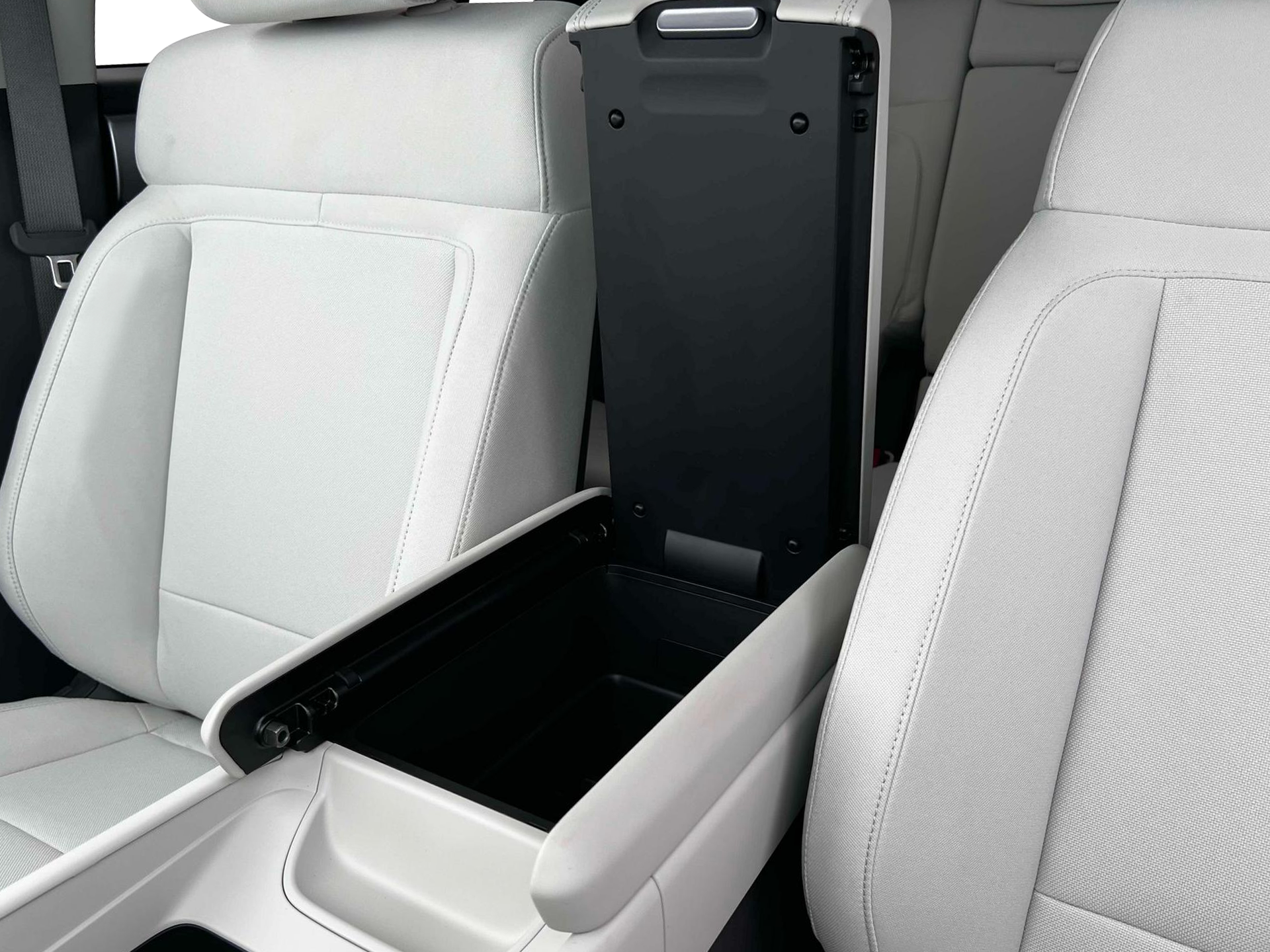 2026 Hyundai Santa Fe SE - Photo 37