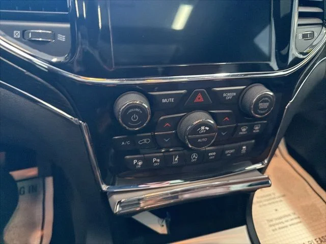 Used 2021 White Jeep Summit image 23
