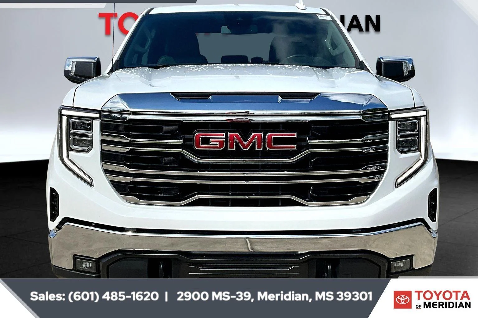2024 GMC Sierra 1500 SLT - Photo 3