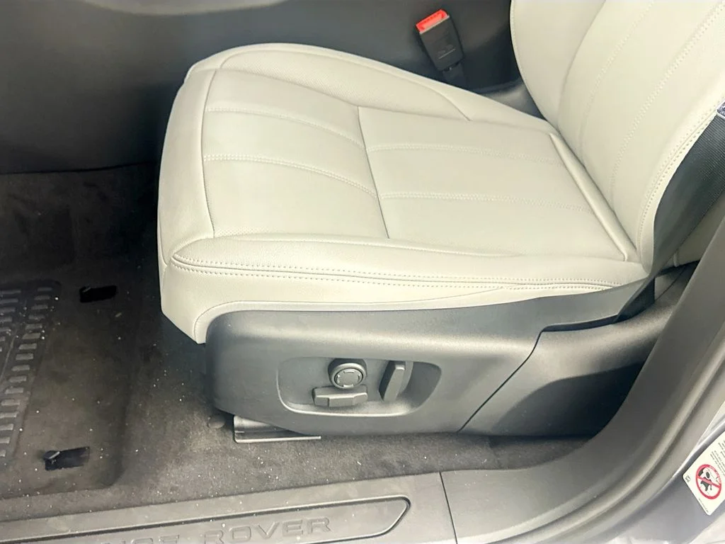 New 2026 Eiger Grey Land Rover Core S image 15