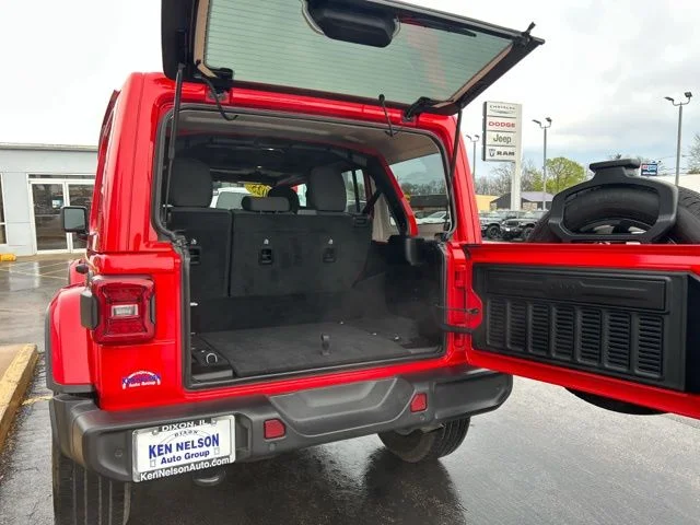 2025 Jeep Wrangler 4xe Sahara 4XE - Photo 11