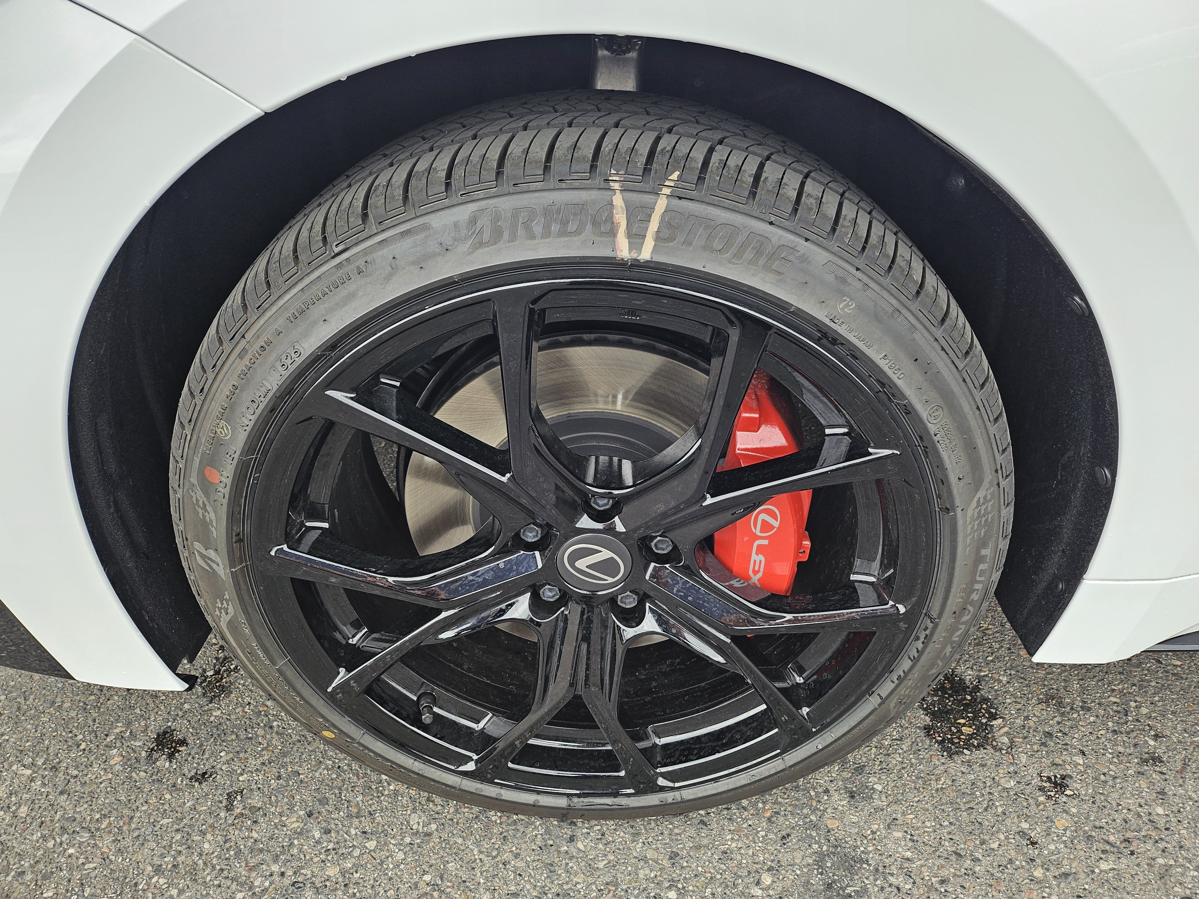 New 2026 Ultra White Lexus F SPORT AWD image 17