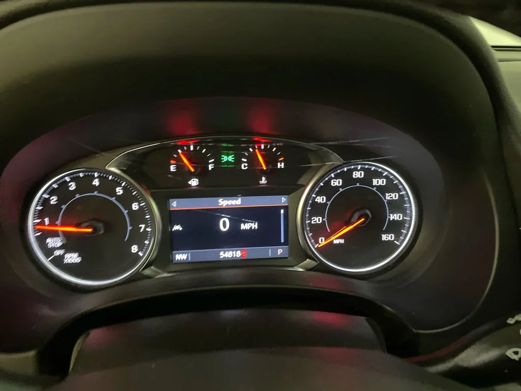 Used 2023 Sterling Metallic GMC SLT image 18