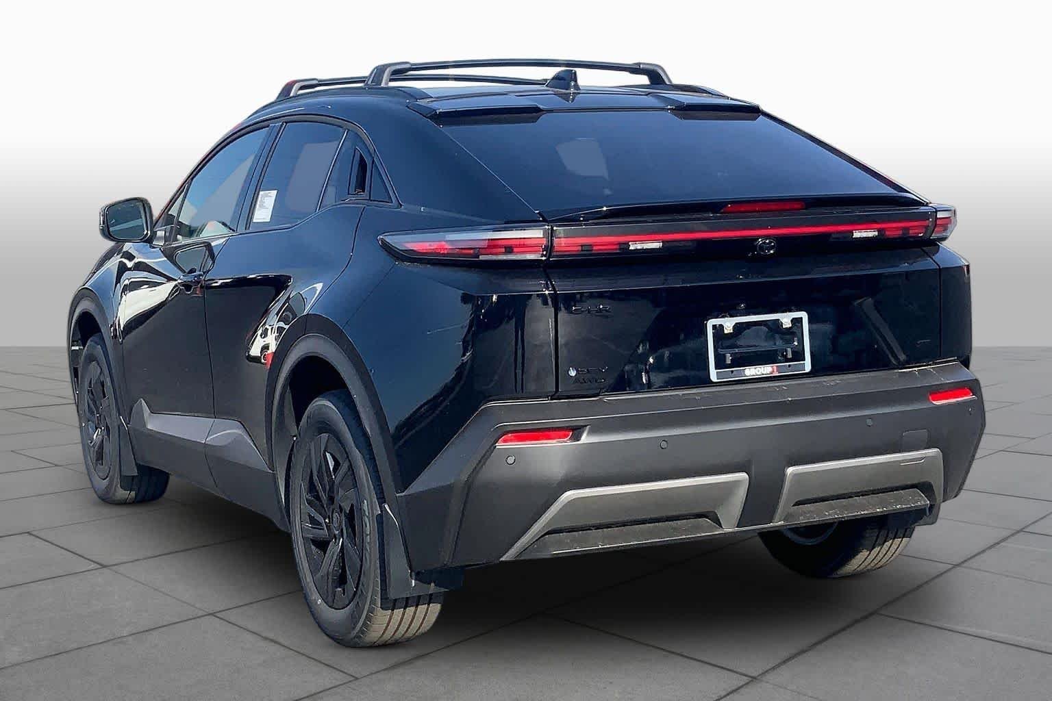 2026 Toyota C-HR SE - Photo 12