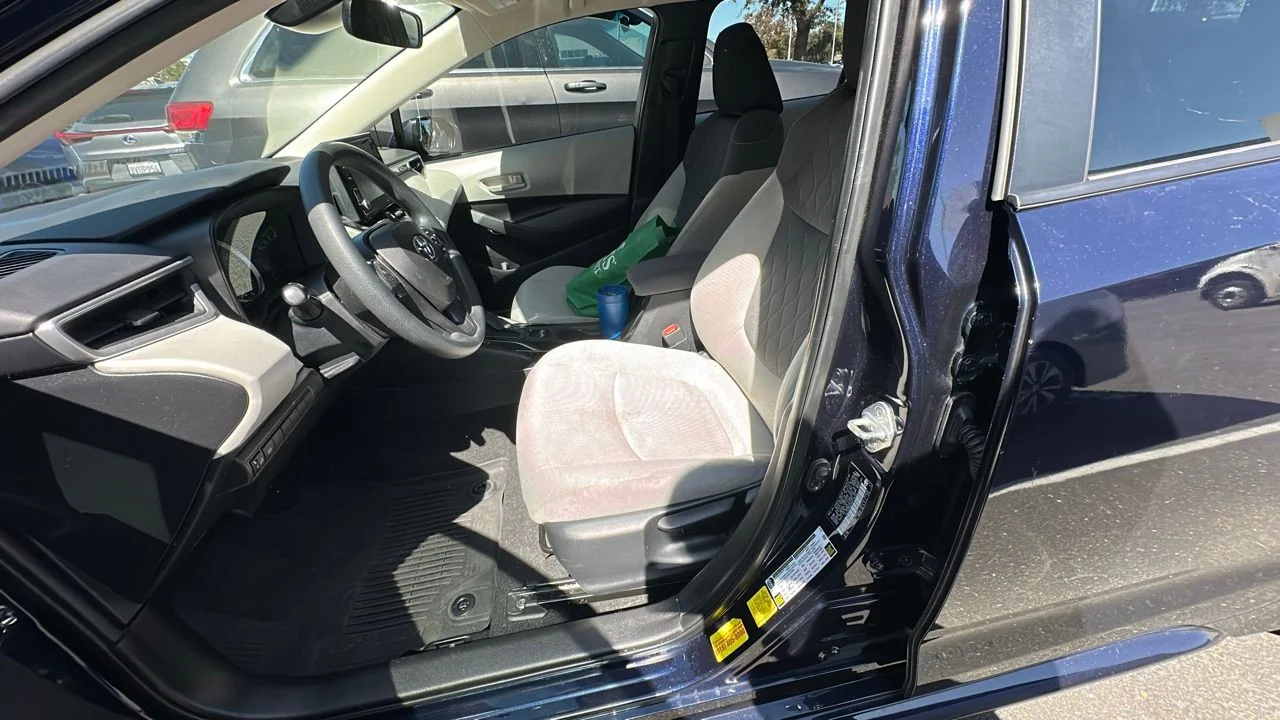 Used 2022 Blueprint Toyota LE image 3