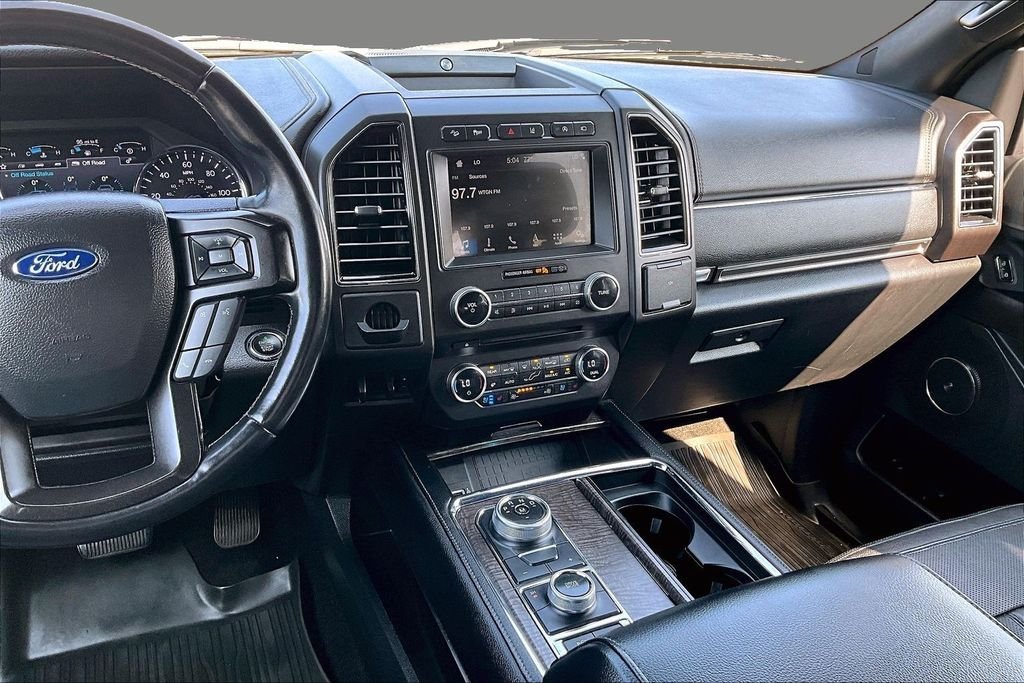 Used 2018 Magnetic Ford Limited image 3