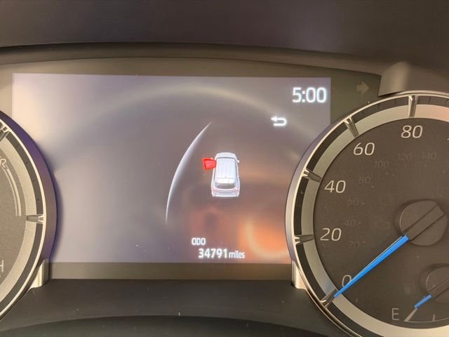 Used 2024  Toyota XLE image 24