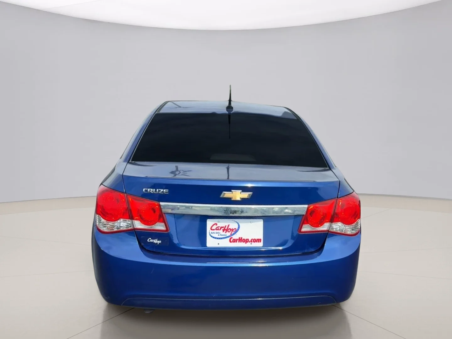 Used 2013 Blue Chevrolet LS image 4
