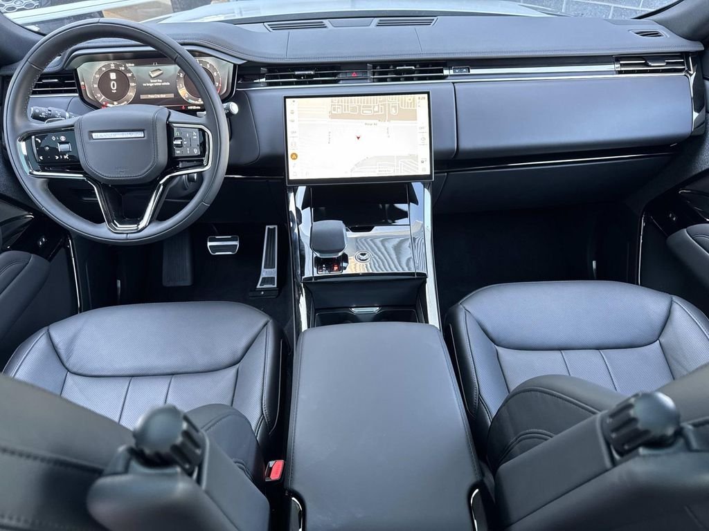 Used 2025 Gray Land Rover Dynamic SE image 18