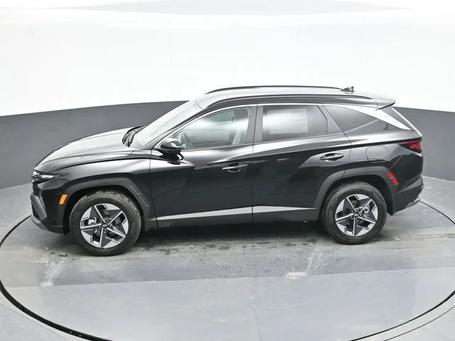 New 2026 Black Hyundai SEL image 12