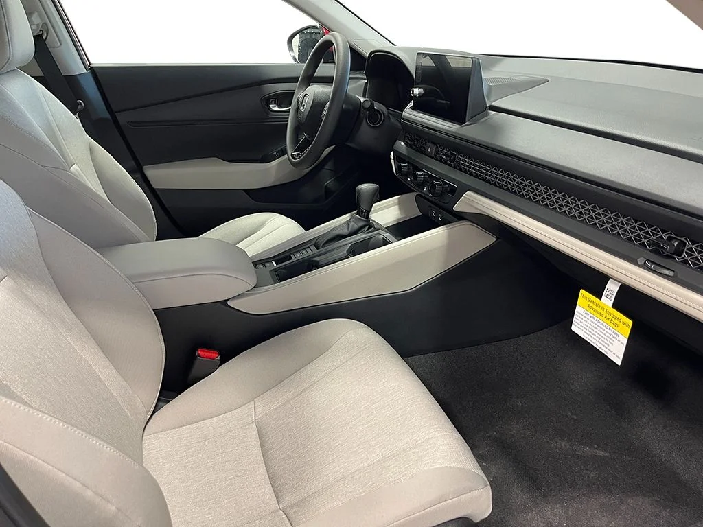 New 2026 Platinum White Pearl Honda LX image 28