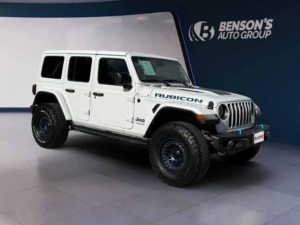 Used 2021 White Jeep Unlimited Rubicon 4xe image 7