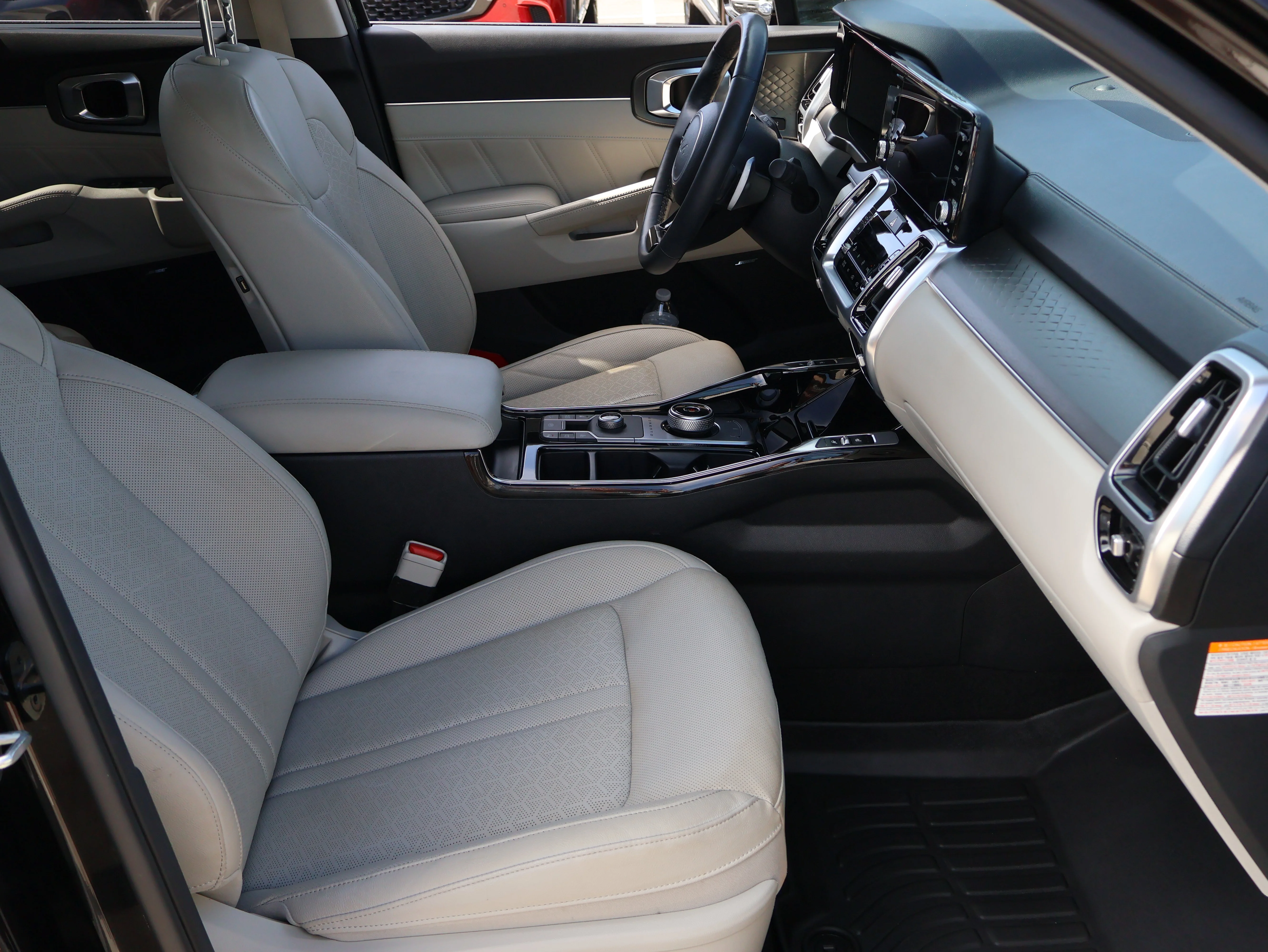 Used 2023 Aurora Black Kia SX Prestige image 8