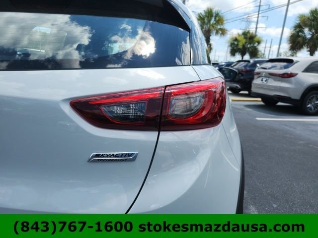 Used 2016 White Mazda Touring image 29