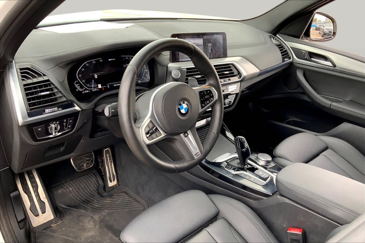 Used 2021 Alpine White BMW xDrive30e image 17
