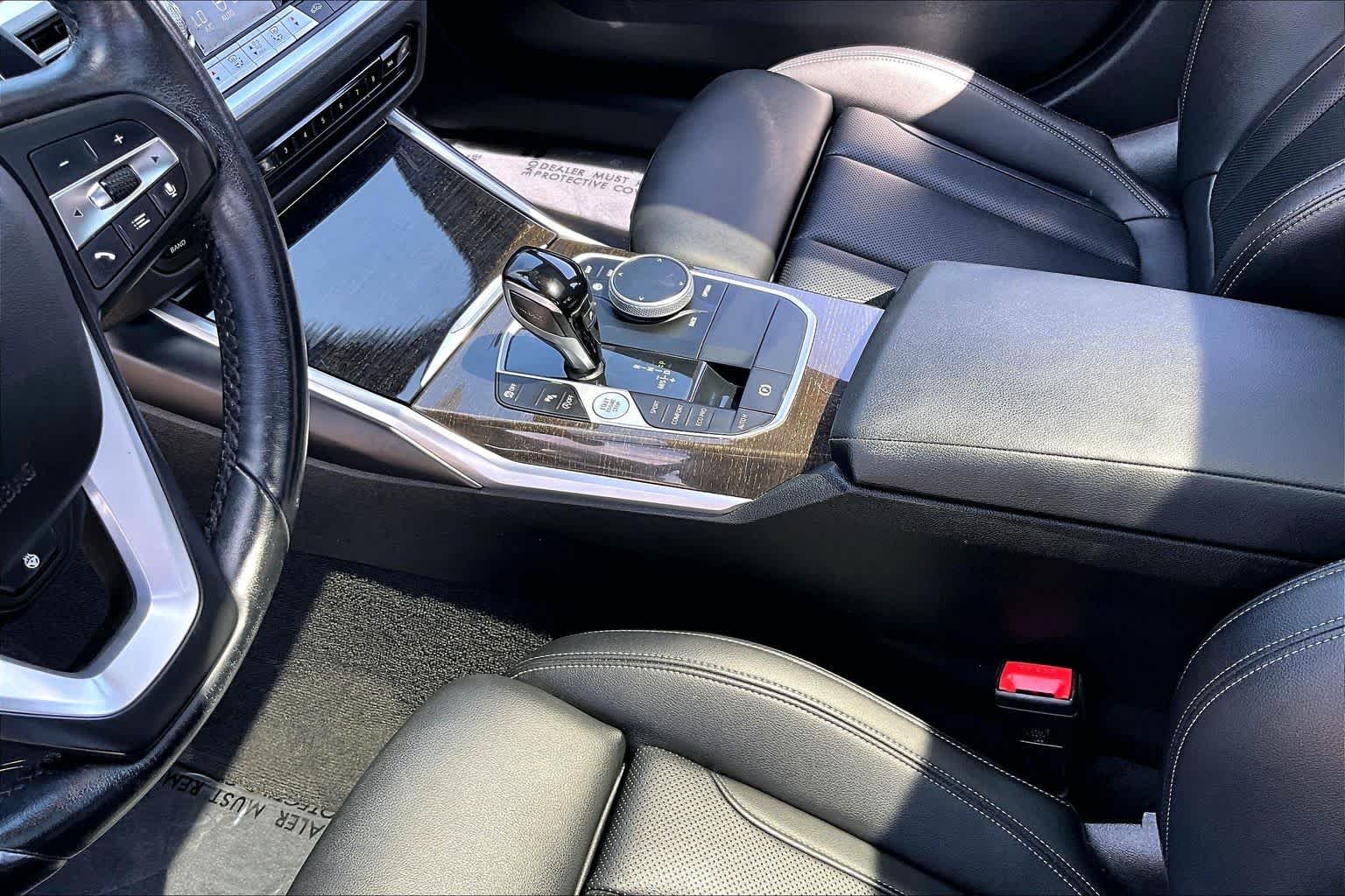 Used 2022 Mineral Grey Metallic BMW 330i image 16