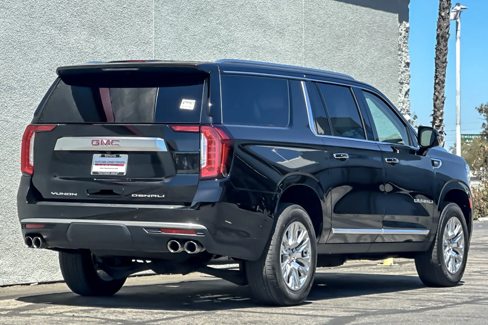 Used 2024 Onyx Black GMC Denali image 5