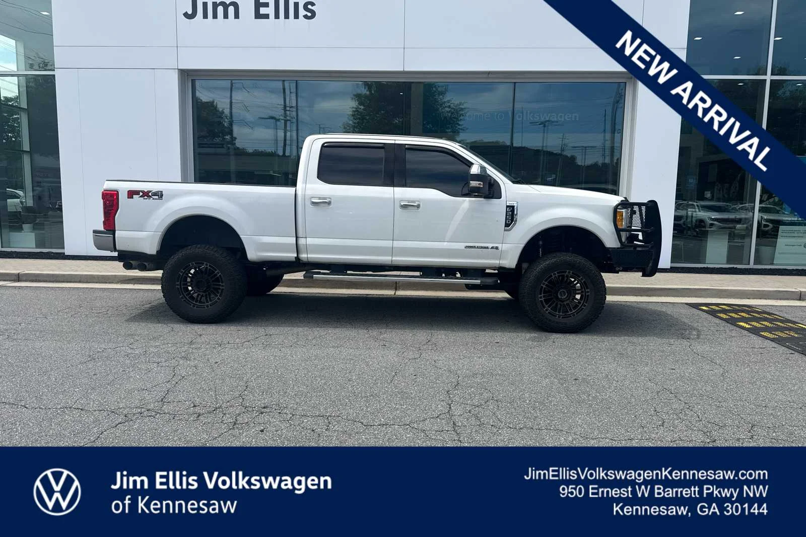 2017 Ford F-250 XLT 4x4 Crew Cab 8' Box's photo