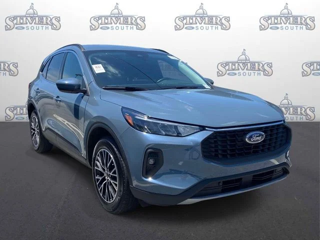 2025 Ford Escape Base