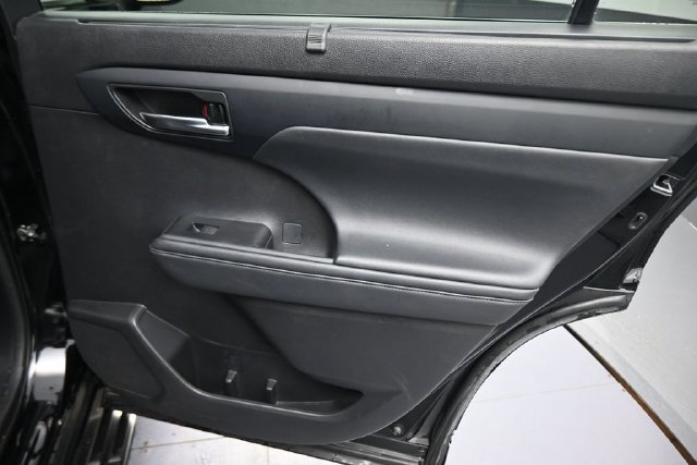 Used 2021 Black Toyota XLE image 15