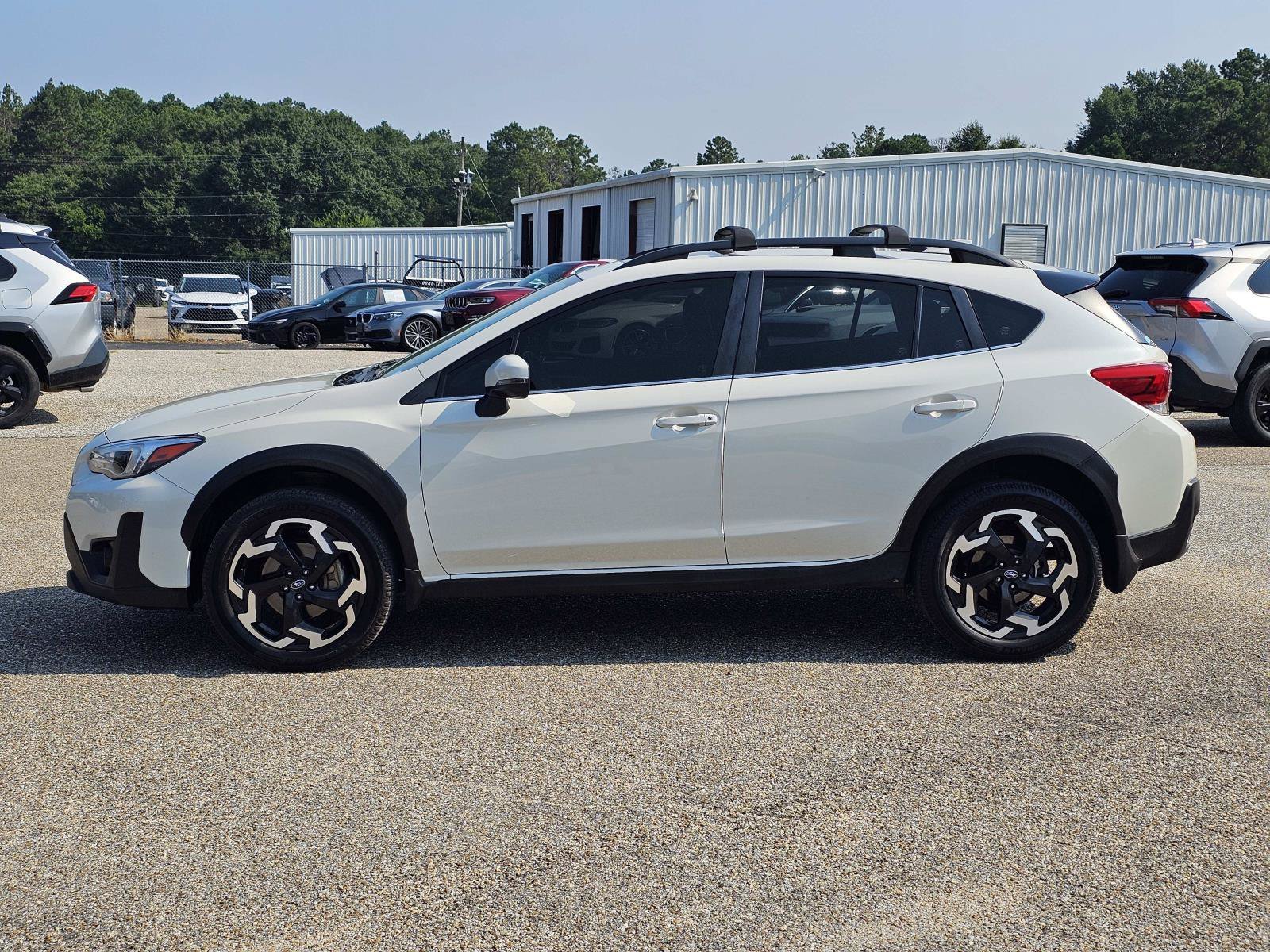 Used 2021 Crystal White Pearl Subaru Limited image 13