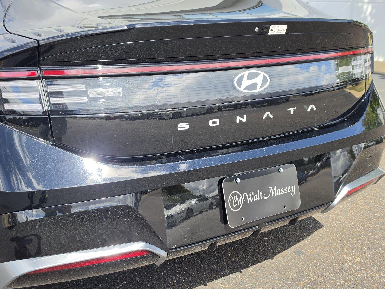 Used 2025 Abyss Black Hyundai SEL image 29