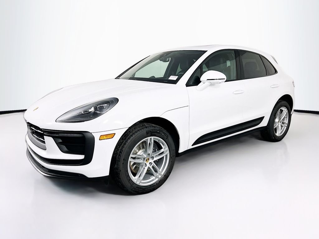 2026 Porsche Macan Base