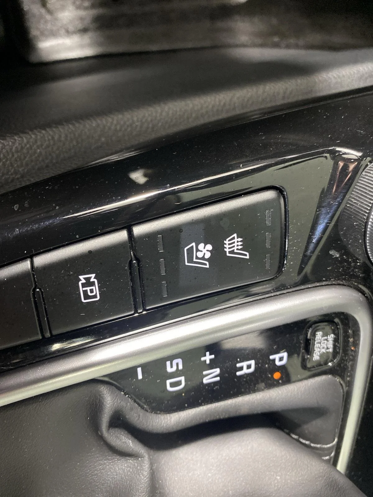 Used 2025 Fusion Black Kia SX image 25
