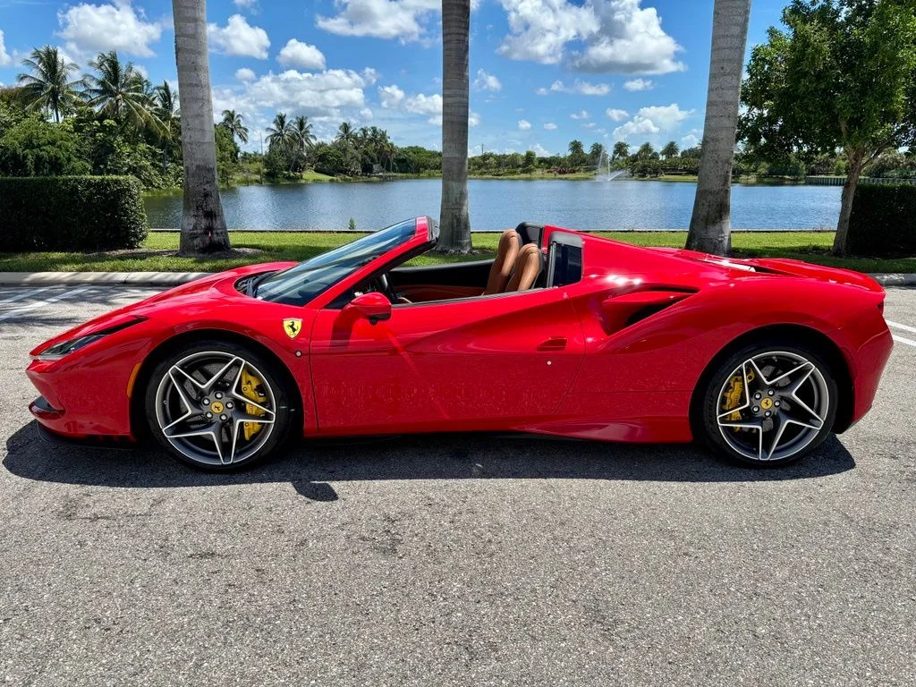 Used 2022 Rosso Corsa Ferrari  image 11