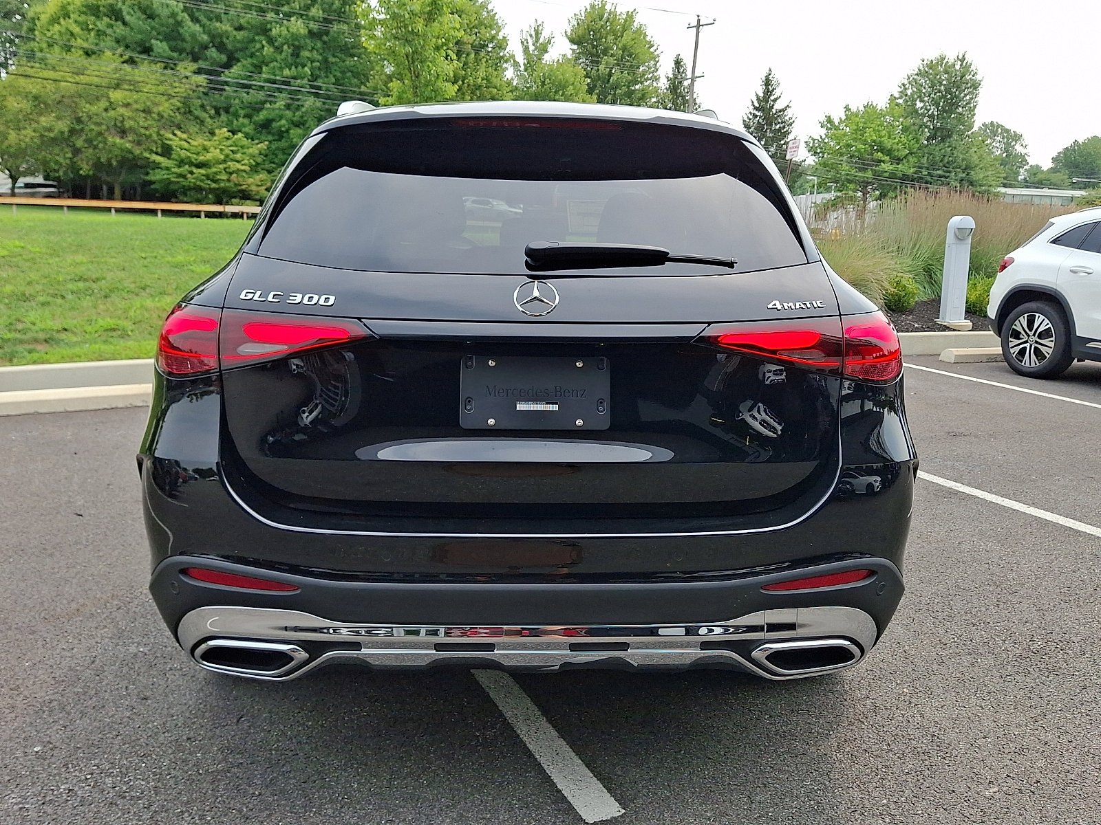 New 2027 Black Mercedes-Benz GLC 300 image 26