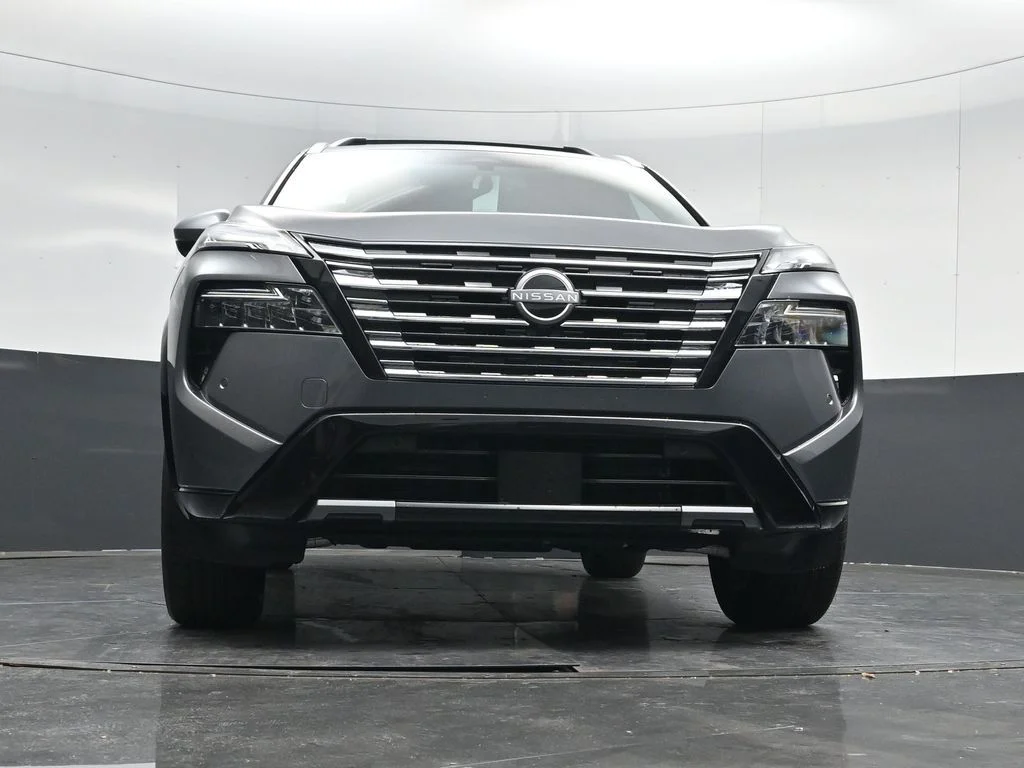New 2026 Gray Nissan Platinum image 55