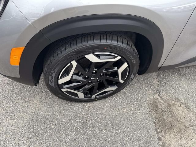 Used 2024 Steel Gray Kia SX image 13