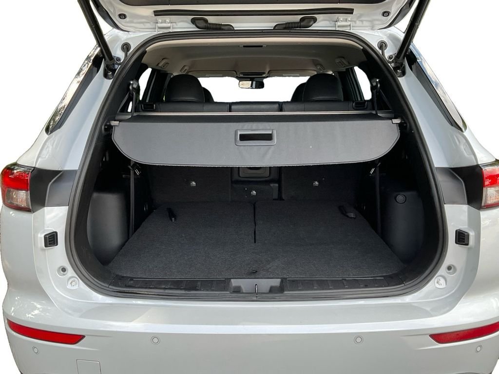 Used 2023 White Mitsubishi SE Special Edition image 13