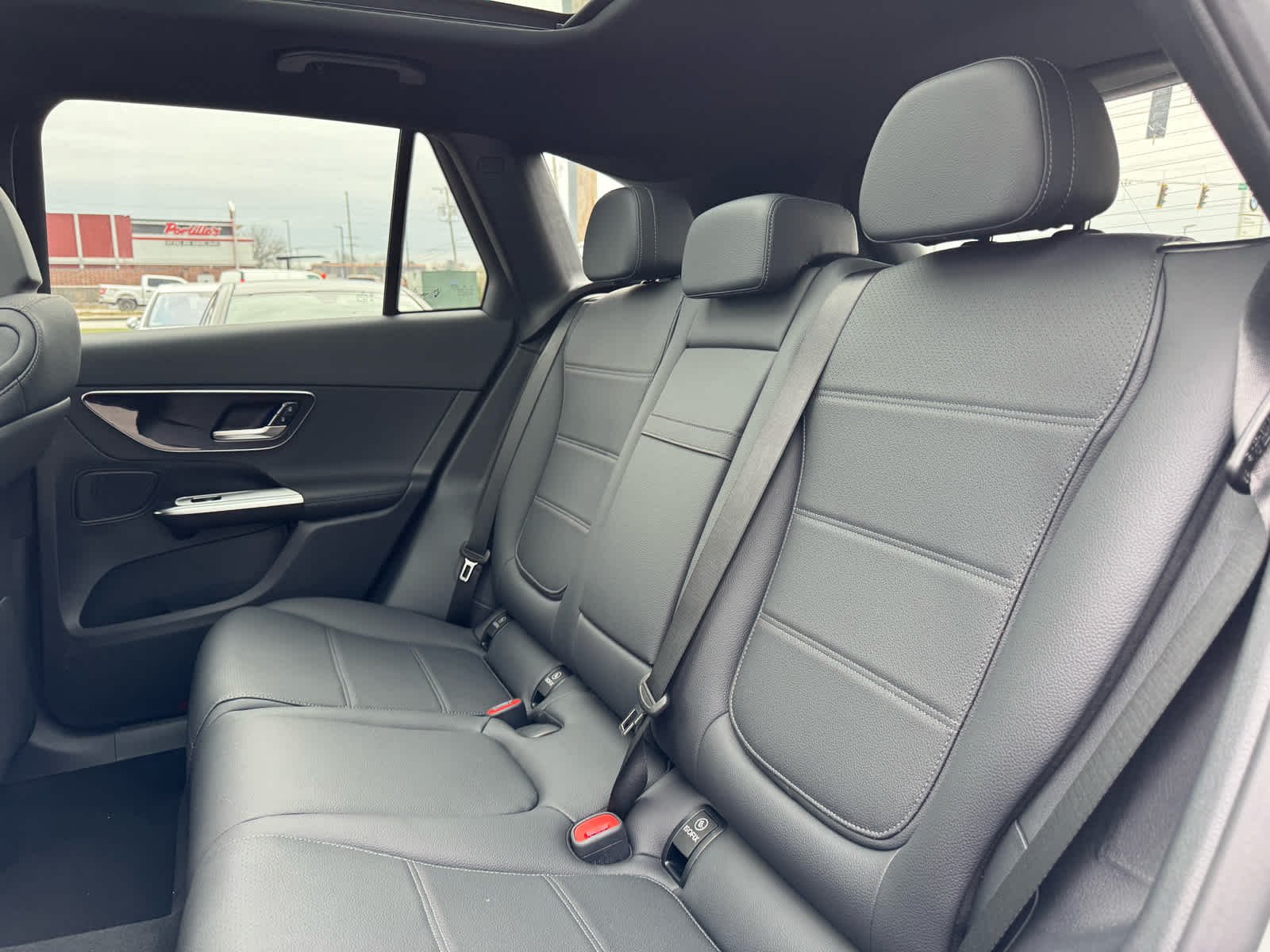 New 2026 MANUFAKTUR Alpine Grey Mercedes-Benz GLC 300 image 37