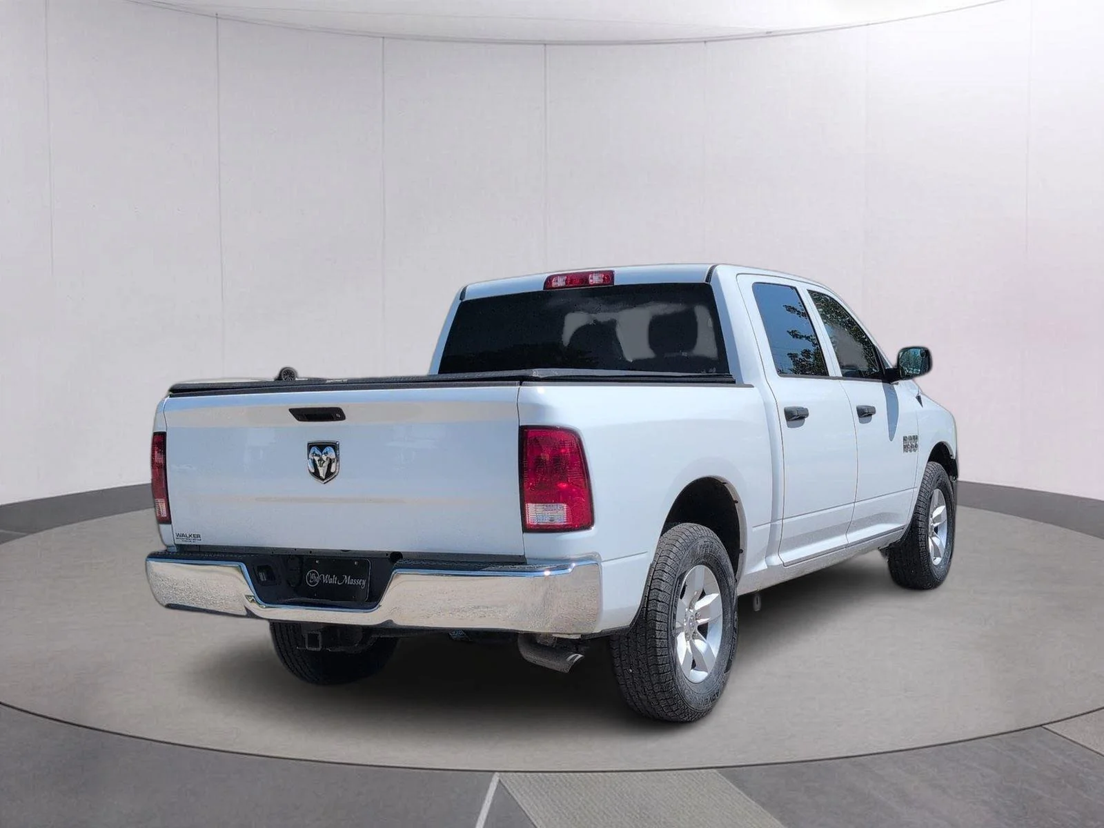 Used 2018 Bright White Clearcoat Ram Tradesman image 8