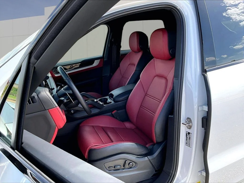 Used 2025 White Porsche S image 5