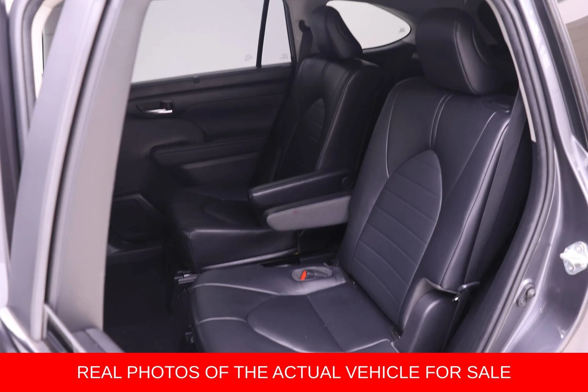 Used 2023 Gray Toyota XLE image 10
