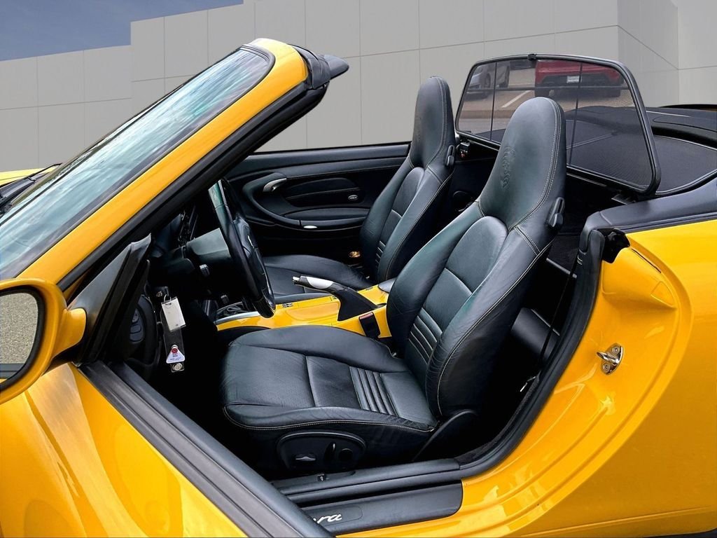 Used 2002 Yellow Porsche Carrera image 5