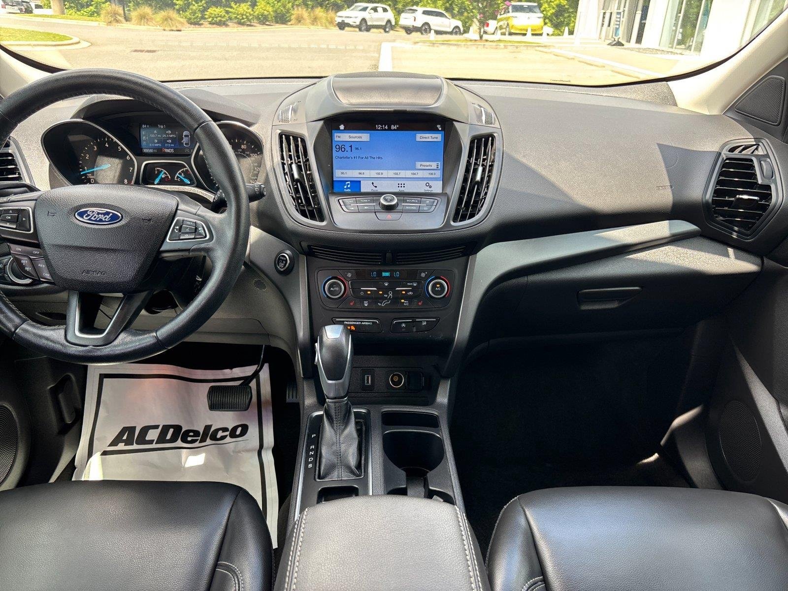 Used 2019  Ford SEL image 34