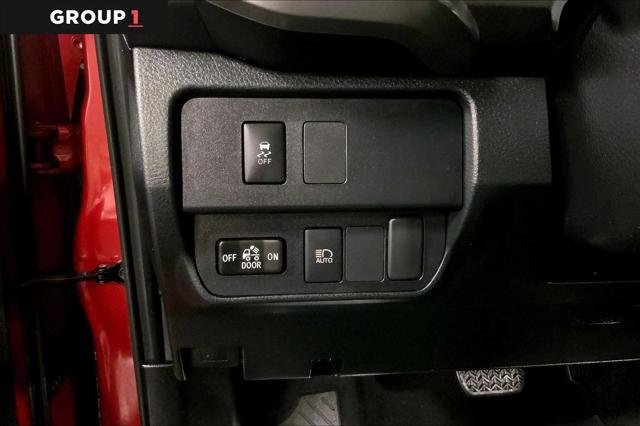 Certified Used 2021 BARCELONA RED MET. Toyota  image 35