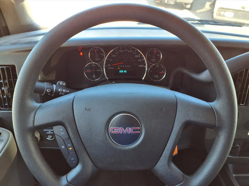 New 2025 Summit White GMC Work Van image 8